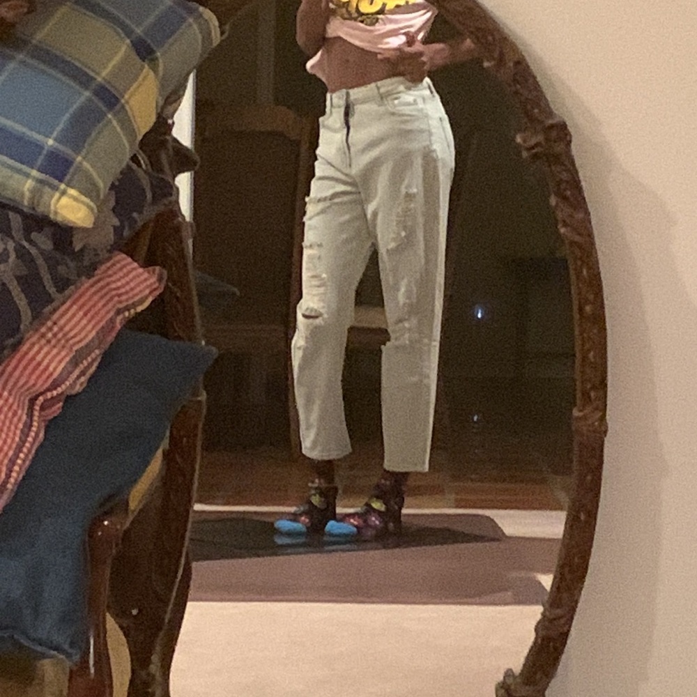 Light washed street wear jeans brand new and in perfect condition.